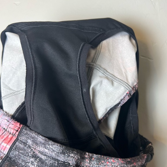 Lululemon Tracker Short 4” Azurite Poppy Size 4 - Picture 5 of 7